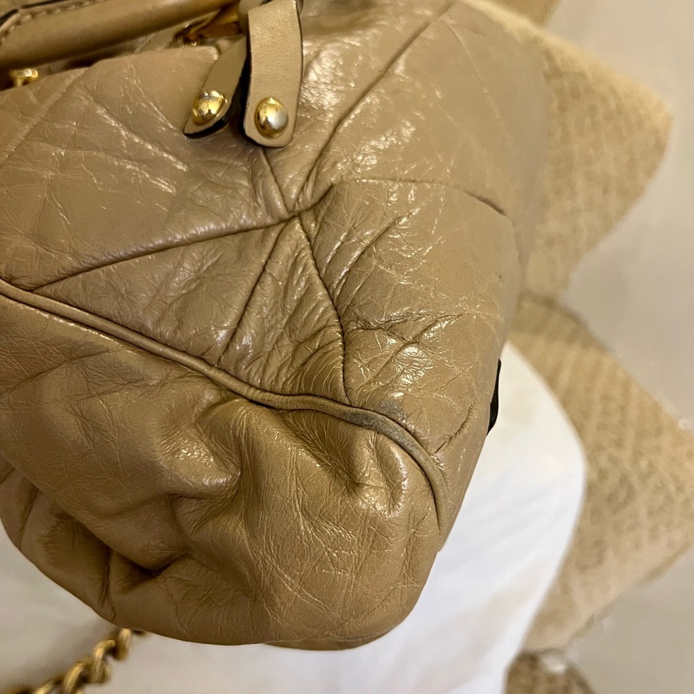 Authentic Marc Jacobs Patchwork Stam Beige - image 4